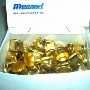 Pooltooted metallist küünlahoidjad PT046